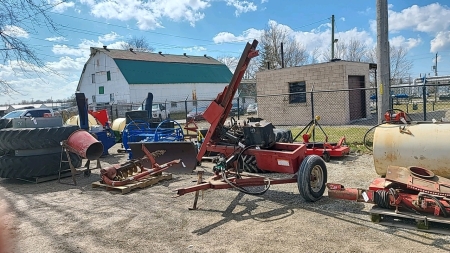 Trail Type Hydraulic Post Pounder