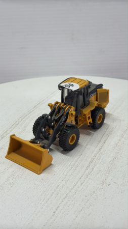 John Deere 624J Pay Loader