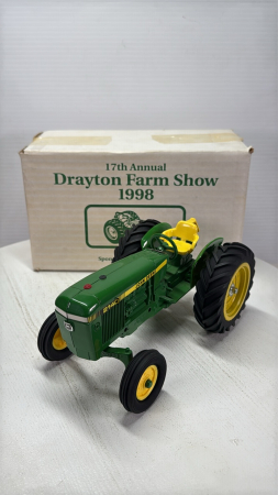 John Deere 2140 Tractor