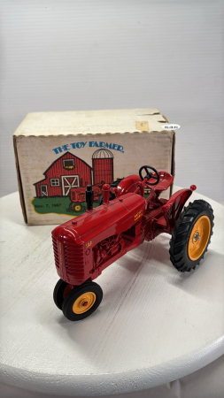 Massey Harris 33 Narrow Tractor