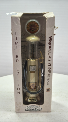 Gilmore Wayne 1930's Gas Pump