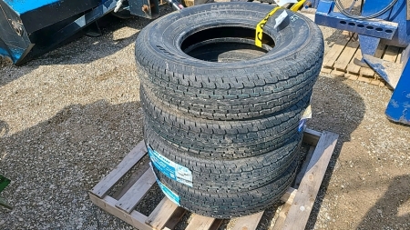 4 Unused Habilead ST235/80R16 Tires