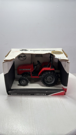 Massey Ferguson 1433 Tractor