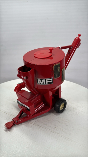Massey Ferguson Mixmill