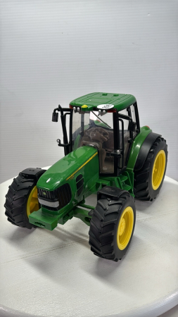 John Deere 7330 Tractor