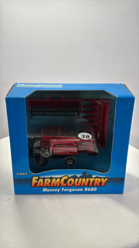 Massey Ferguson 8680 Combine