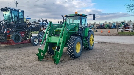 John Deere 7210 MFWD Tractor