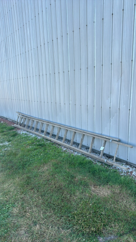 30FT WOODEN EXTENSION LADDER