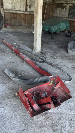 12FT x 6IN HYDRAULIC DRIVE AUGER