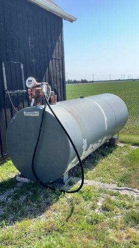 STEEL GAS TANK WITH ELECTRIC PUMP