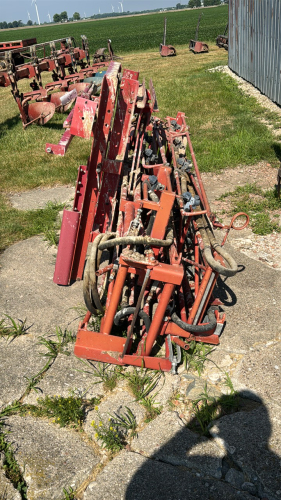 APPROX 60FT MANUAL SPRAYER BOOM
