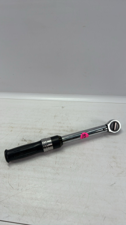 Mastercraft inch pounds 3/8in Drive Torque Wrench
