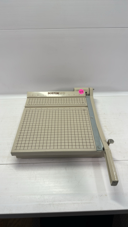 Boston 2612 Paper Cutter