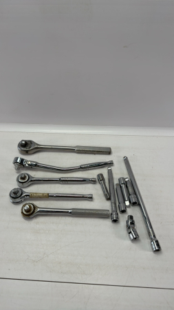 Assortment of 3/8in Drive Ratchets & Extensions