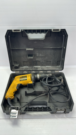 DeWalt Electric Drywall Gun With case