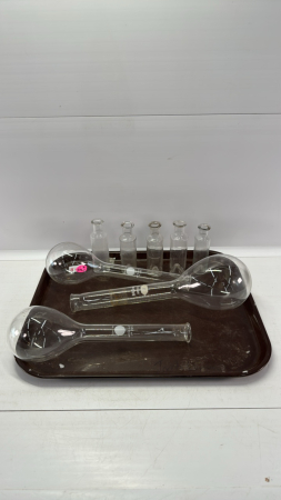 (3) 500ML Pyrex Long Neck Glass Flasks