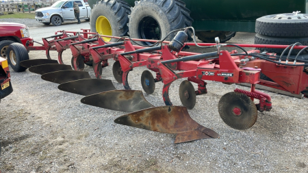 Kongskilde 600 Series 6 Furrow Semi-Mount Plow