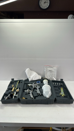 Mastercraft Pneumatic Gravity Feed Spray Gun Kit