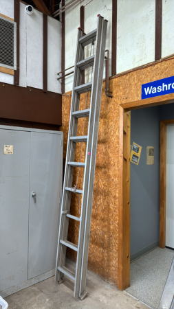 20ft Aluminum Extension Ladder