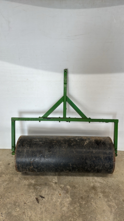 36in Wide x 14in Pull Type Lawn Roller