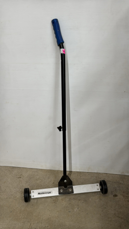 Mastercraft Rolling Magnet