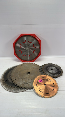 Assortment of Saw Blades