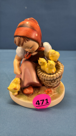 Goebel Figurine "Chick Girl" No 57/1