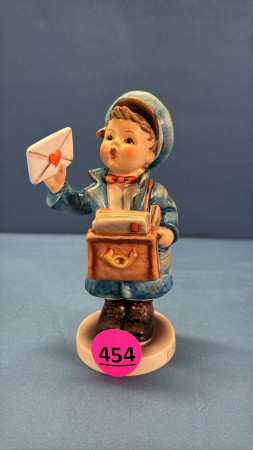 Goebel Figurine "Post Man" No 119