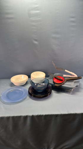 Assorted Kitchen Lot