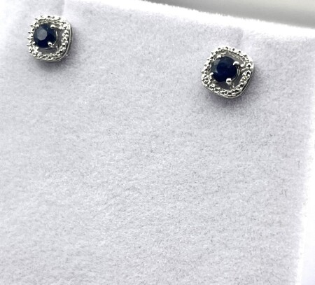 Sterling Silver w/Natural Diamond Earrings