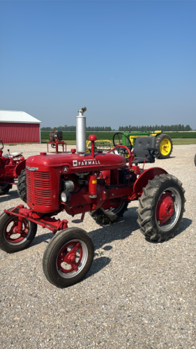MCCORMICK FARMALL A GAS TRACTOR
