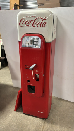 Coke 10 Cent Vendo 44 Machine (Working) NO KEY