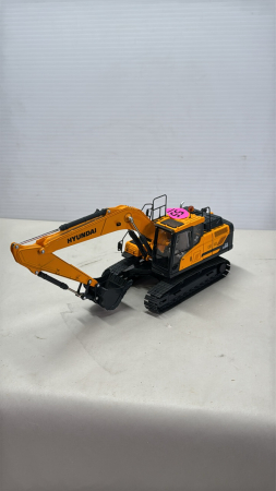 Hyundai HX 220 Excavator