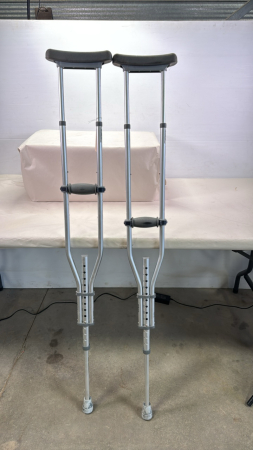 Pair of Aluminum Adjustable Crutches