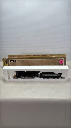 Tyco HO Scale Train Engine and Tender Car