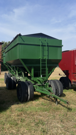 550BU GRAVITY WAGON