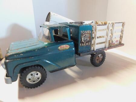 Tonka Farms Truck & Trailer