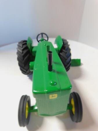 1/16 JD "CUSTOM" AR, very few made, No box