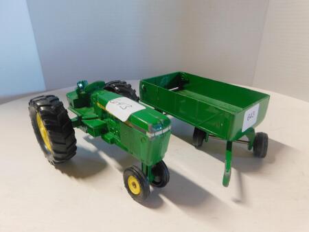 John Deere Tractor & Wagon