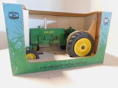 1/16 John Deere MT by Liberty Classics