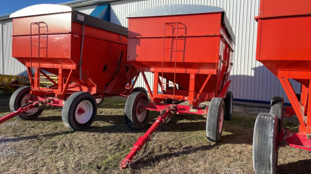 Bruns 400bu Gravity Wagon w/Tarp