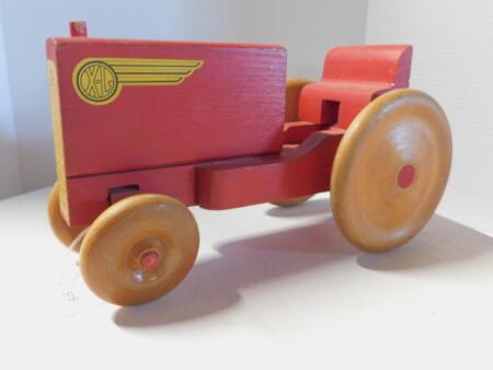 1/8 Large Wooden XL Tractor