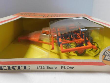 1/32 Ertl Orange Plow Case or Allis Chalmers
