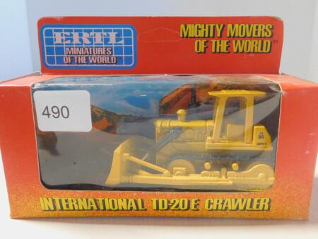 1/43 Ertl Mighty Movers IH TD-20 Crawler
