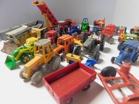 1/64 Lots of Misc Farm Toys