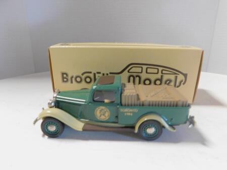 Old Avery Fordson & Brooklin 1984 Coll. Edn Pickup