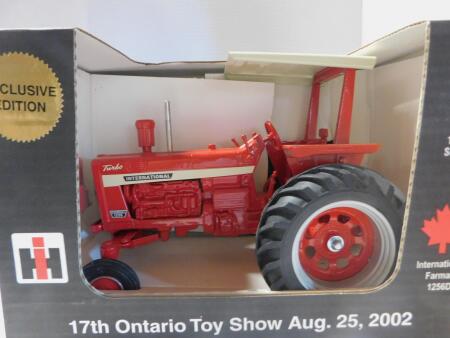 1/16 02 IH 1256 Tractor, Ontario Toy Show Edn
