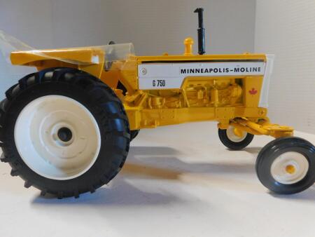 1/16 MM G750 Tractor, National Toy Show Spec. Edn