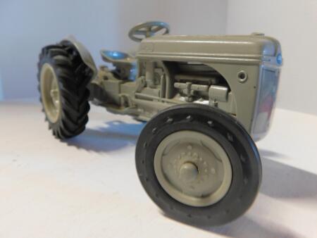 1/16 Fordson Collector Edn Tractor, 1995
