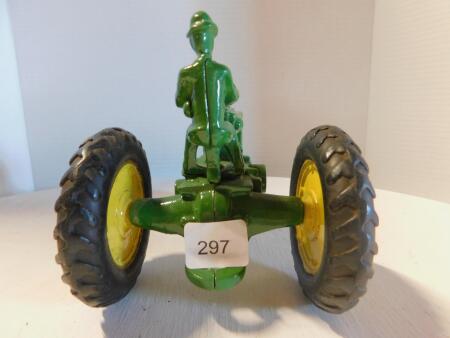 1/16 Early John Deere A - Open Flywheel by Ertl